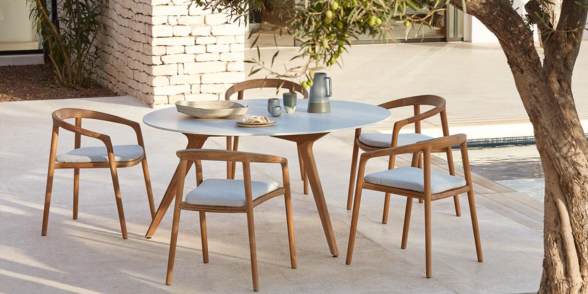 Solid dining set