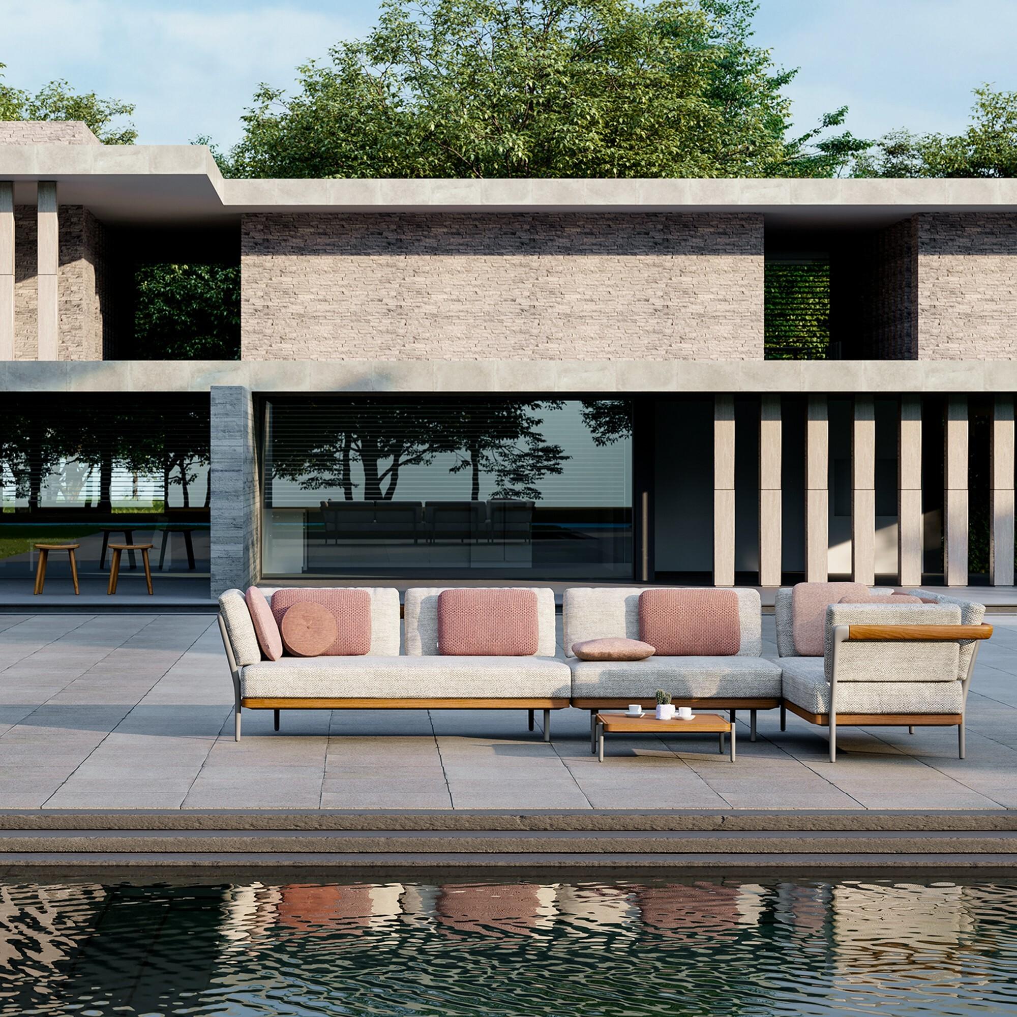 Buiten sofa op terras