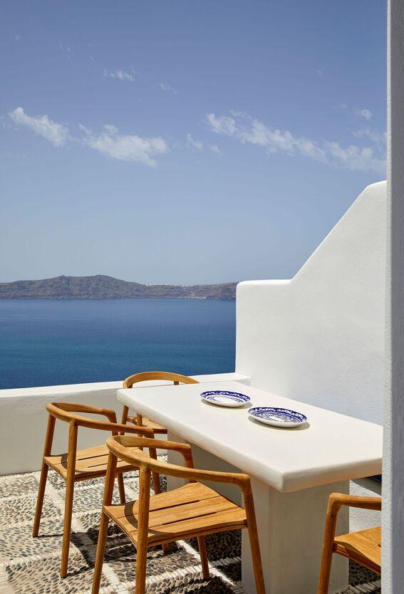 Manutti santorini desgin pergola solid