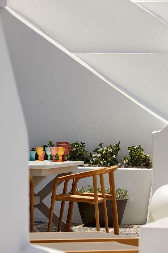 Manutti santorini desgin pergola solid