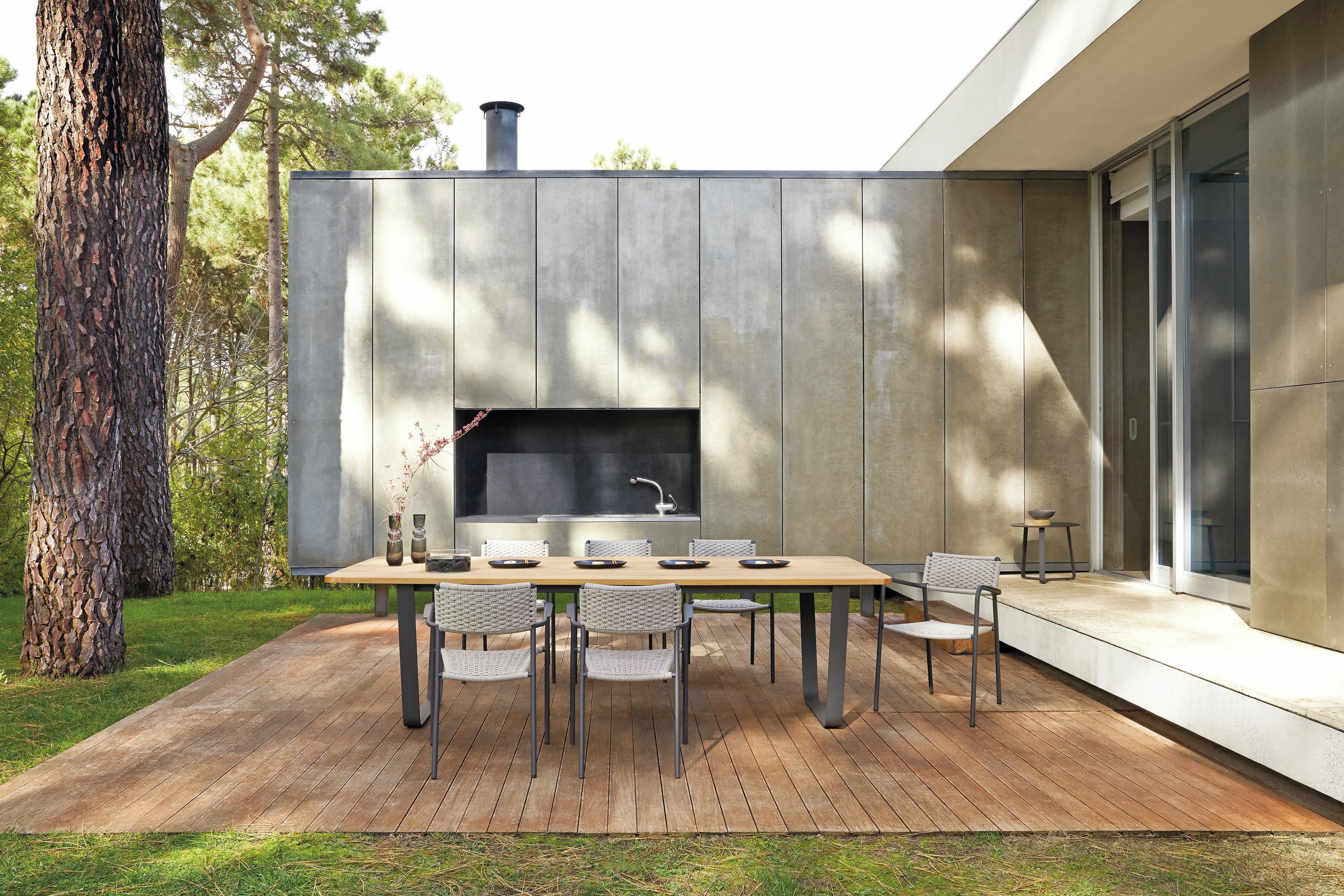 Outdoor Dining table Air - lava 