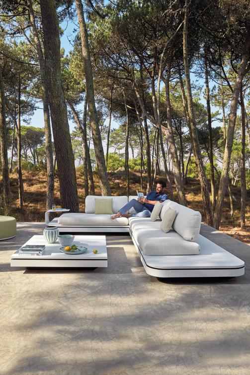 Elements Daybeds