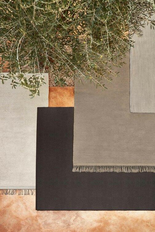 Linear Tapis outdoor