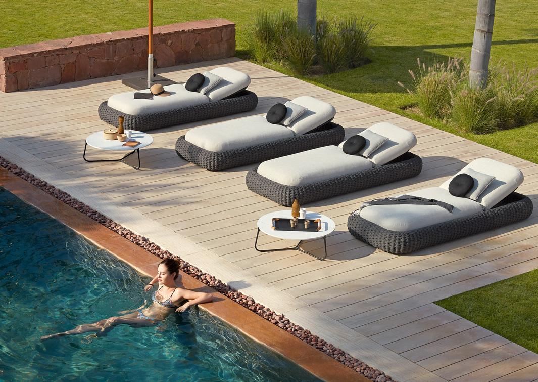 Kobo sun loungers
