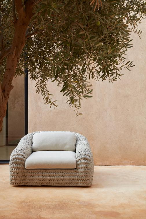 Kobo lounge chair