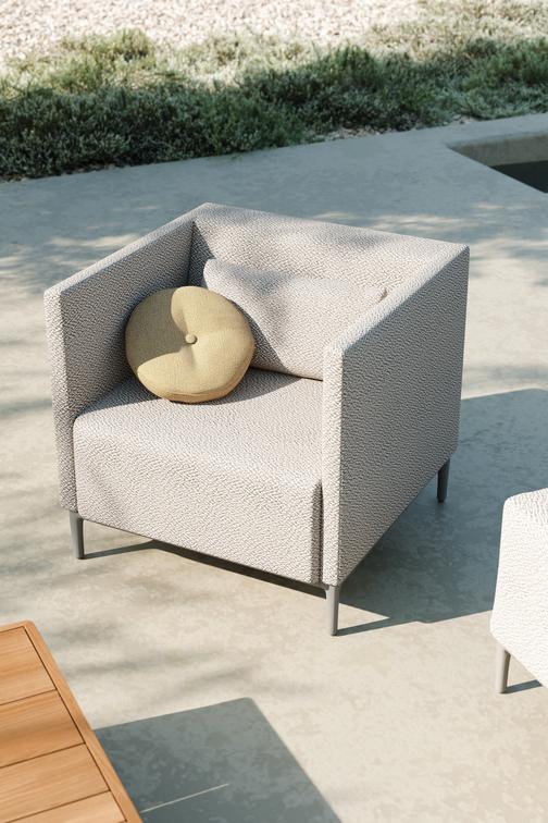 Zendo Sense Lounge Chairs